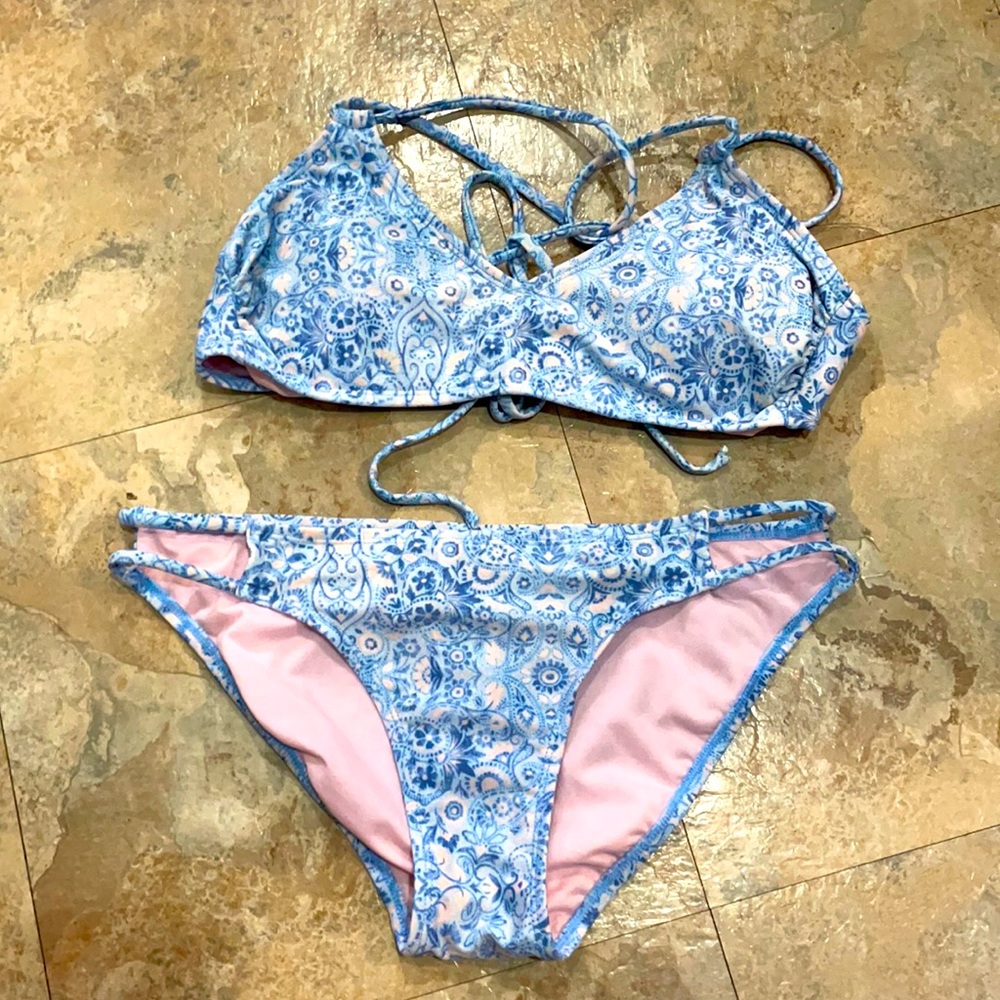 Paisley bikini